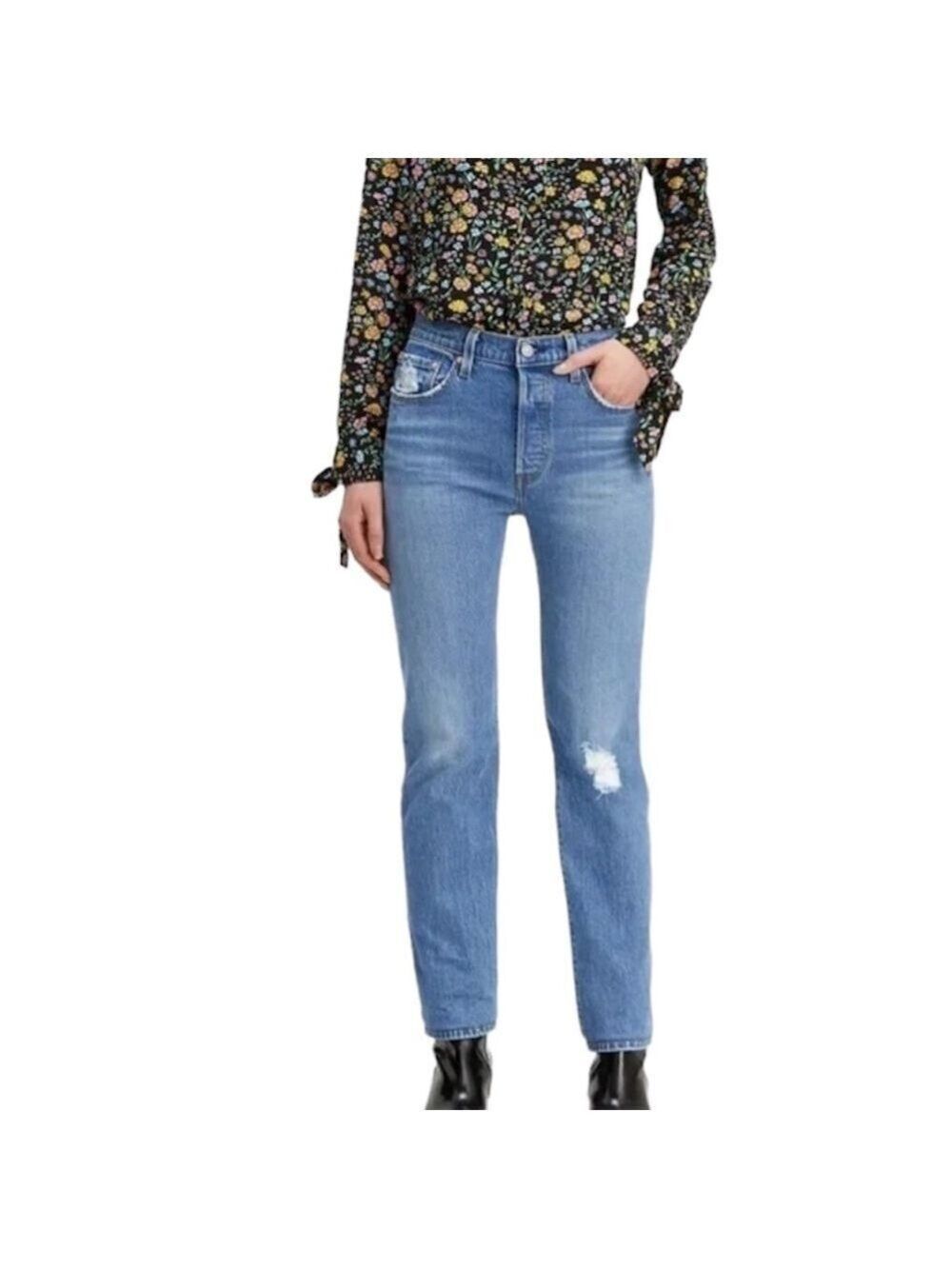 Levis 501 Original Fit red tab med blue wash jeans 25 x 30